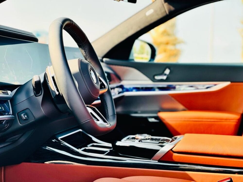 BMW 735i 2024 - Image 3