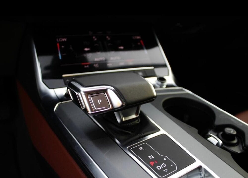 Audi A6 2023 - Image 2
