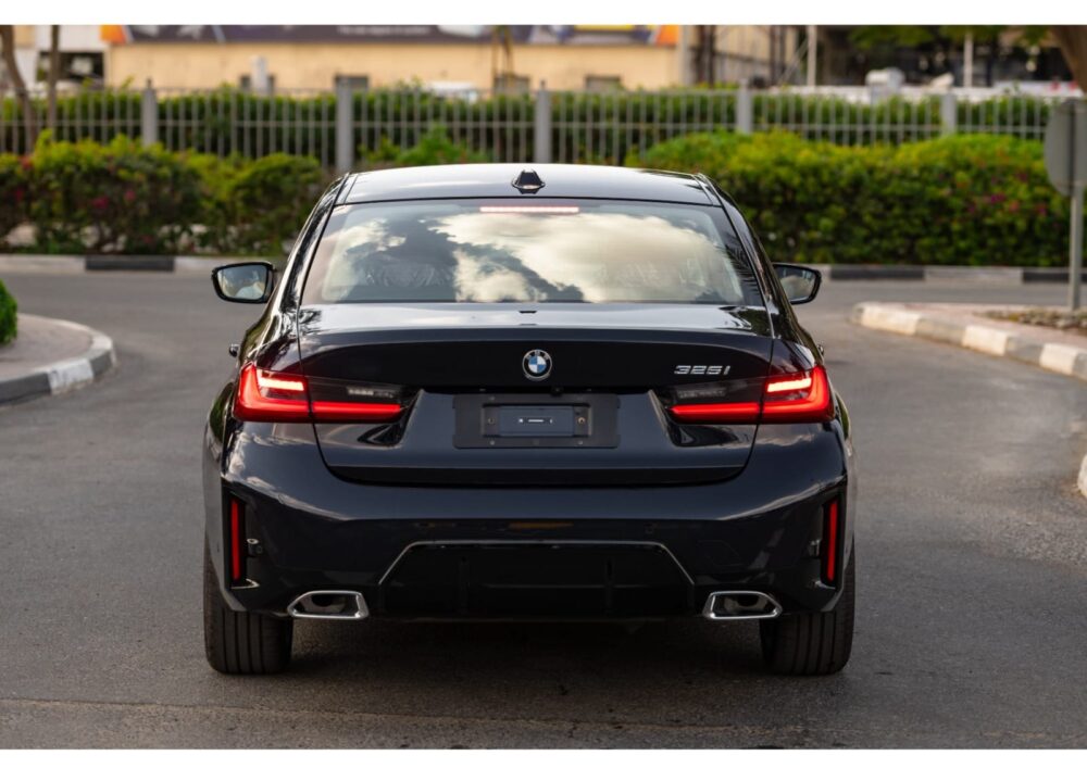 BMW 325i M Sport 2025 - Image 4