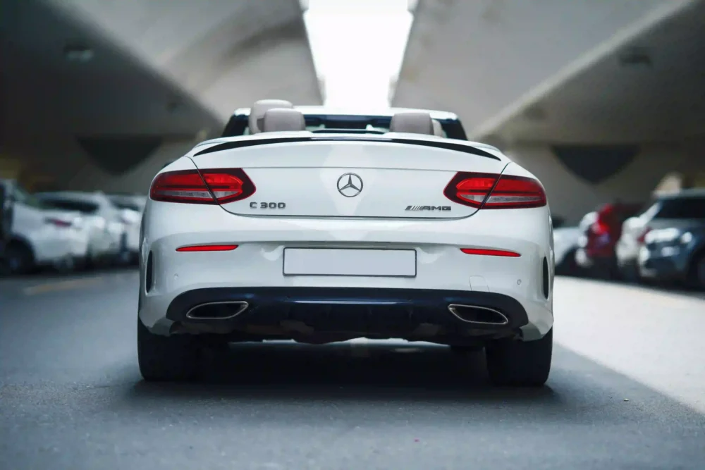 Mercedes C300 convertible 2021 White - Image 2