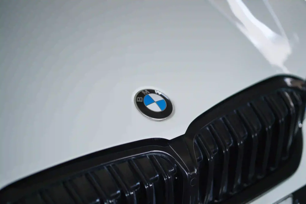 BMW 330i 2021 - Image 4