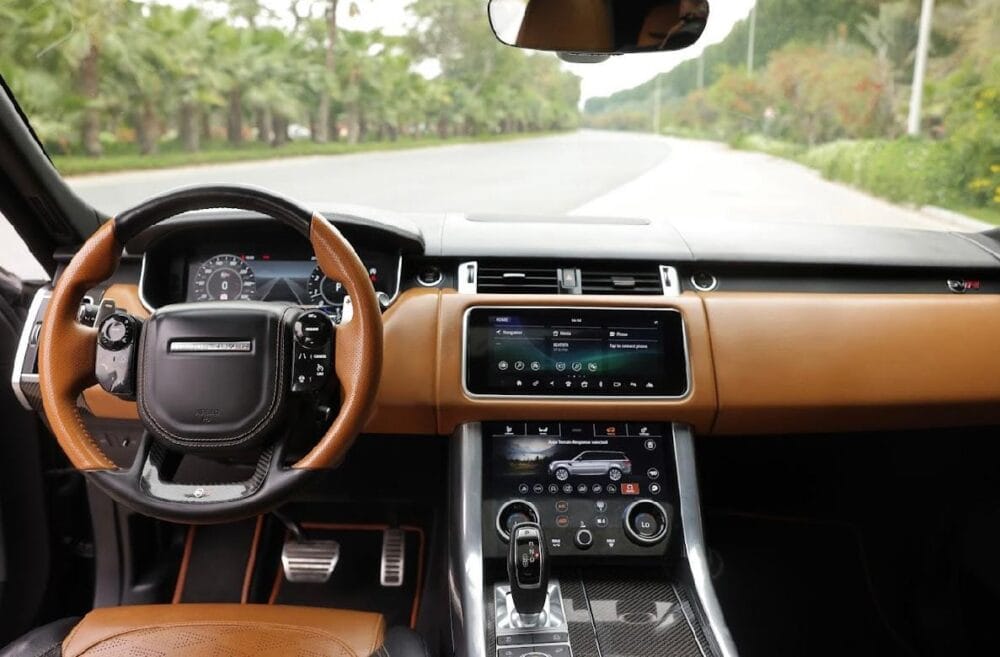 Range Rover SVR  2022 - Image 4