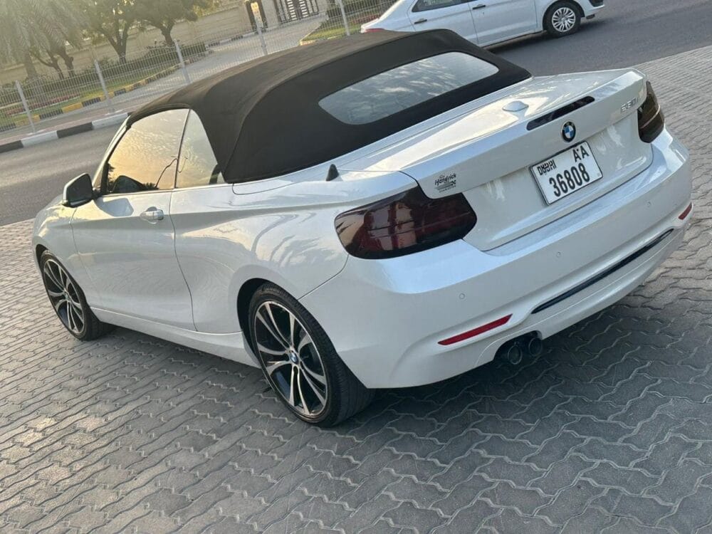BMW 230i Convertible 2021 - Image 6