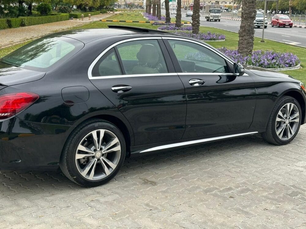 Mercedes Benz C300 2021 - Image 6