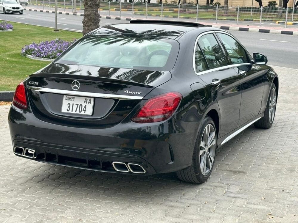 Mercedes Benz C300 2021 - Image 9