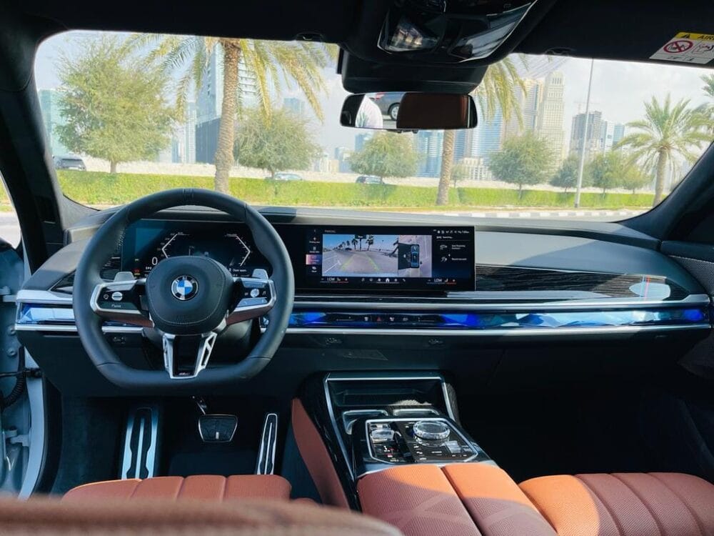 BMW 735i 2024 - Image 11
